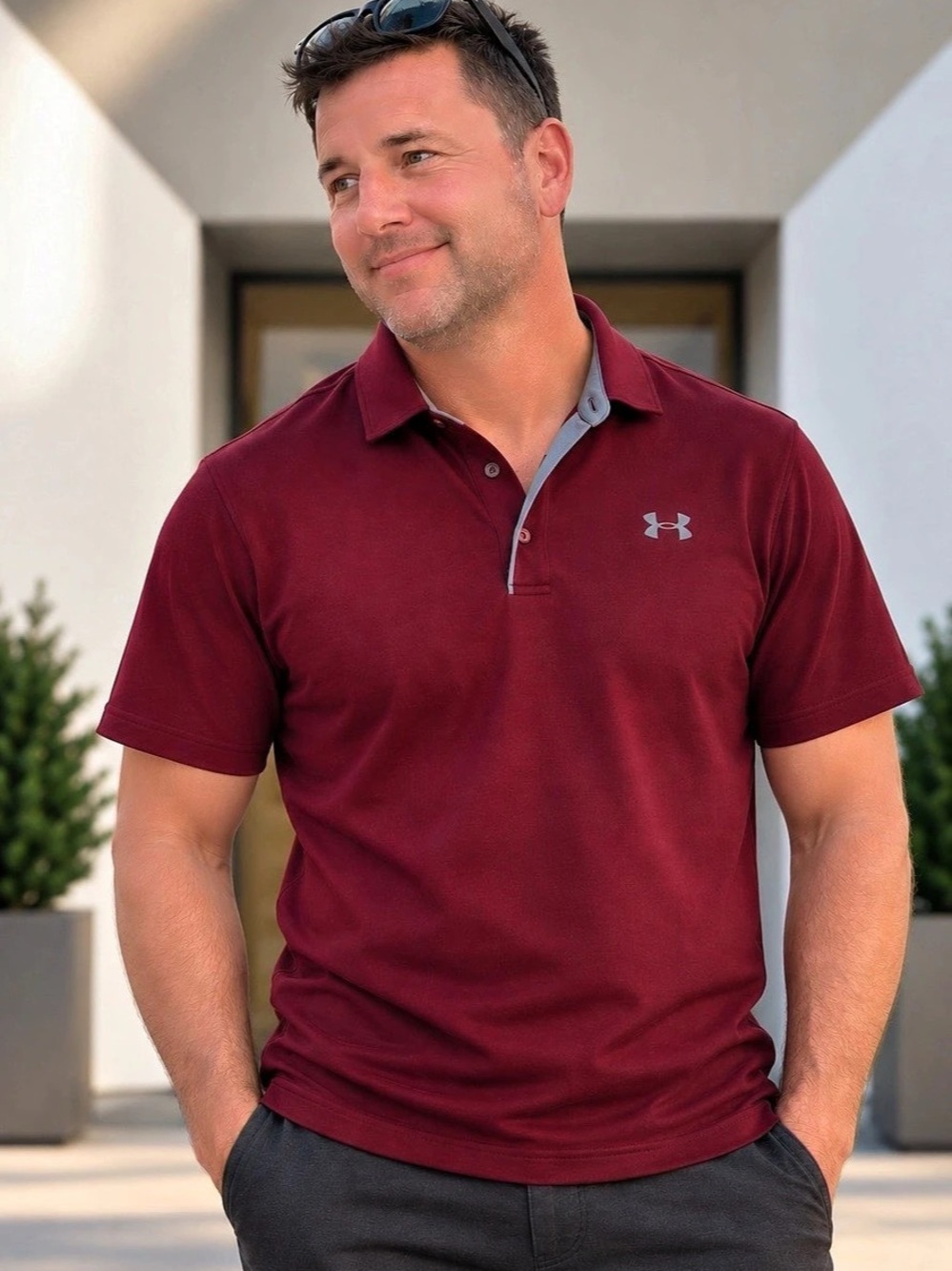 Under Armour UA Tech Polo Men's Burgundy Size Lrg.
